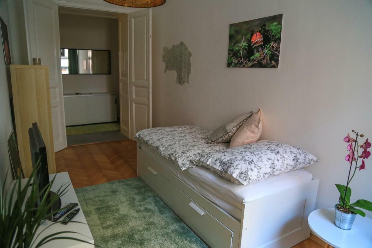 Lovely Apartment In The Heart Of Graz Ngoại thất bức ảnh