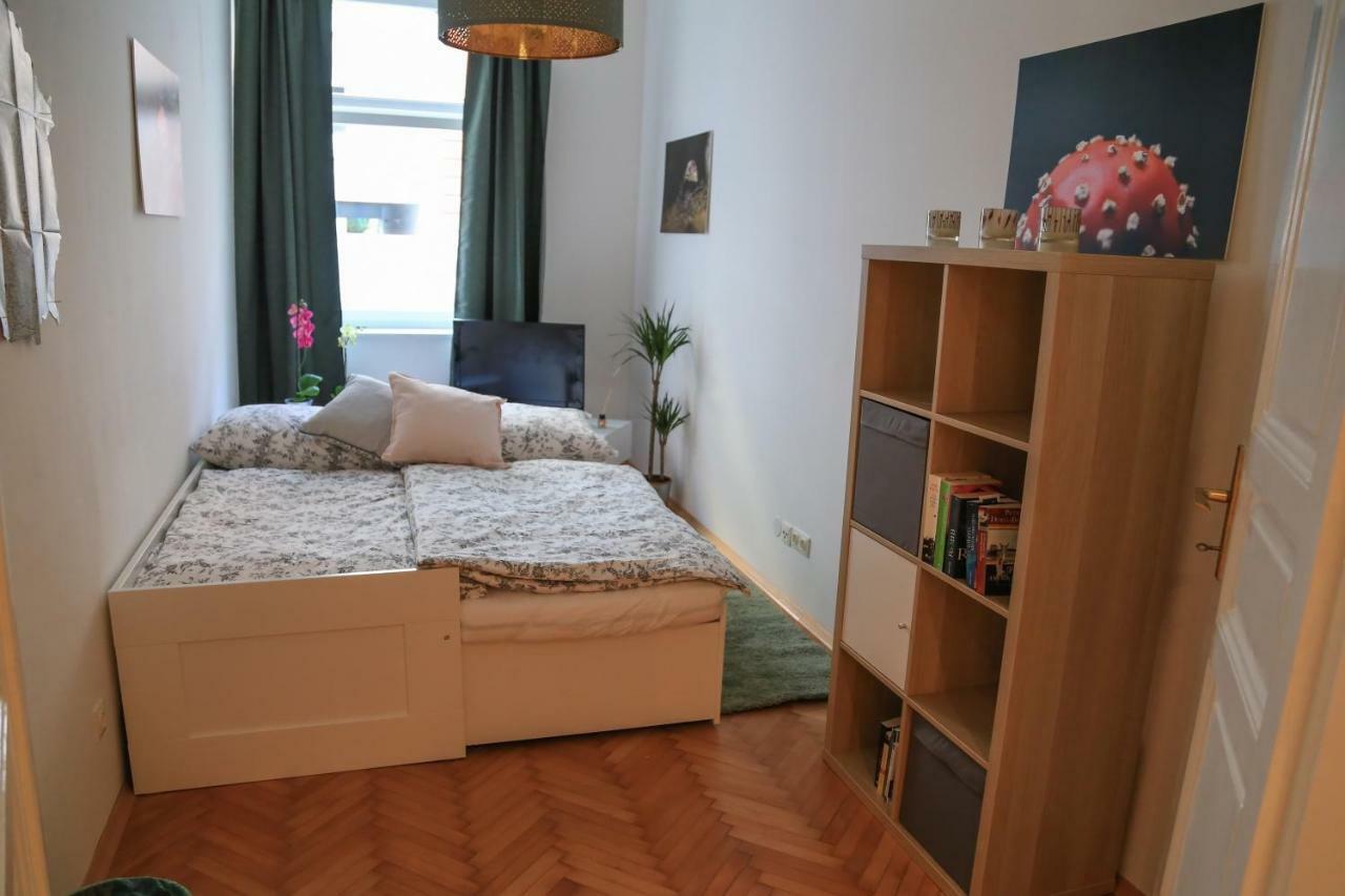 Lovely Apartment In The Heart Of Graz Ngoại thất bức ảnh